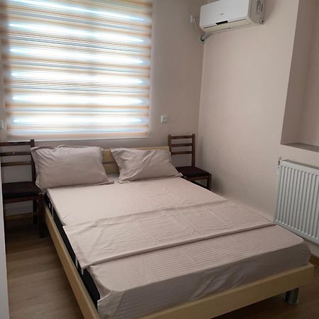 Guest House O'Live Rustavi  Buitenkant foto